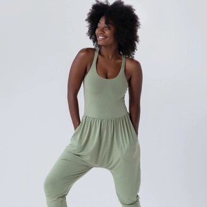 Imbodhi Bodhi Jumper Sage Green Large